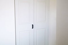 Barnfold hardware on closet door